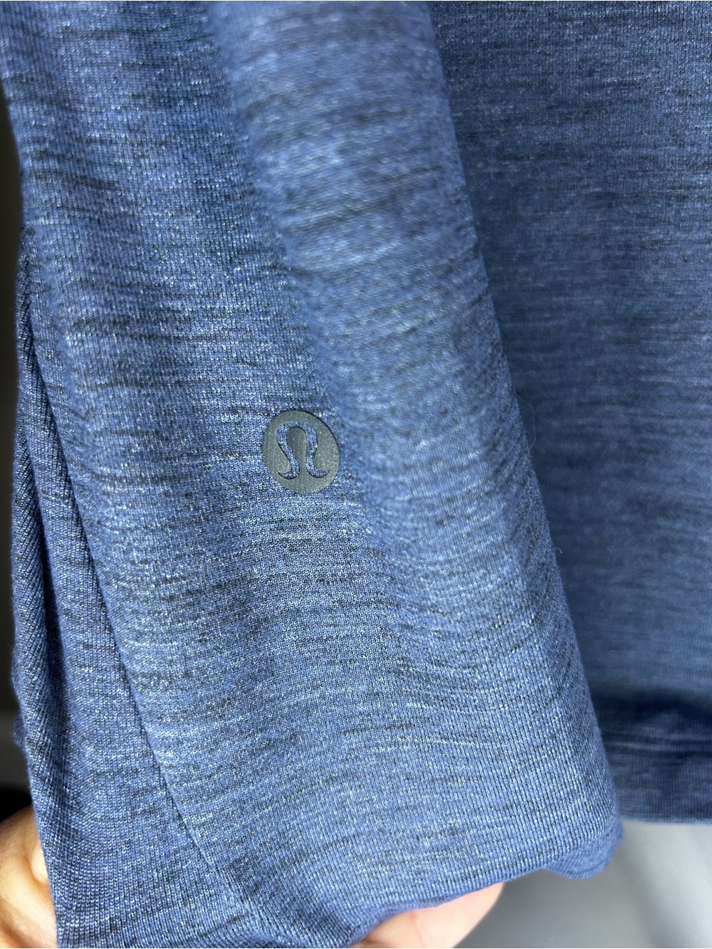 Men's Lululemon surge Half-Zip size small gym workout running top - Picture 3 of 4